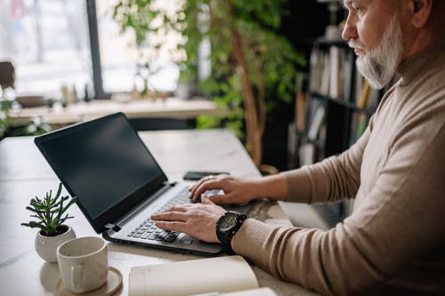 Al momento stai visualizzando LA NEWSLETTER DELLA TUA FARMACIA